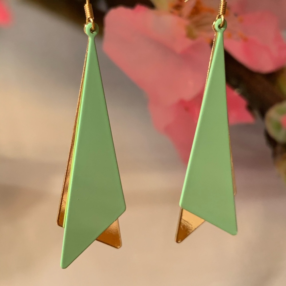 Geometric dangle earrings - Picture 2 of 4